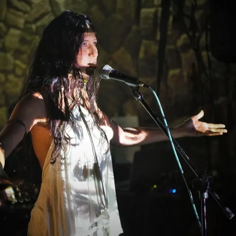 Ananda Fabres