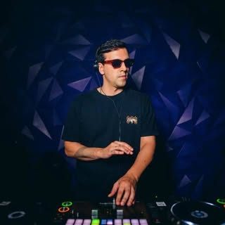 DJ Andi
