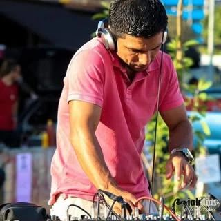 DJ Toni