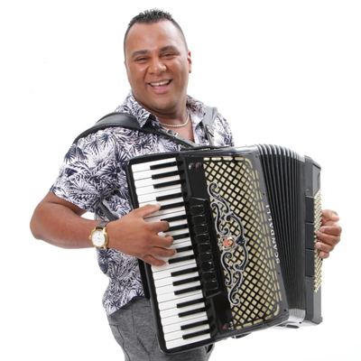 Alexandre Jesus — músico de forró