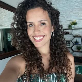 Elen Carvalho