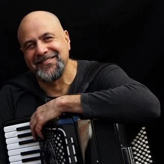 Toninho Ferragutti