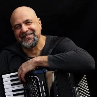 Toninho Ferragutti