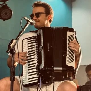 Victor Huggo